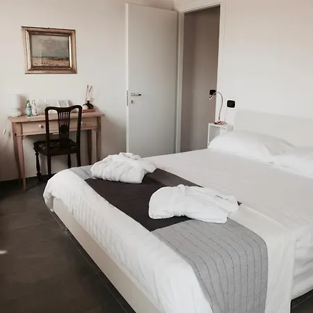 La Cascina Di Balsamico Bonini Bed & Breakfast 3*